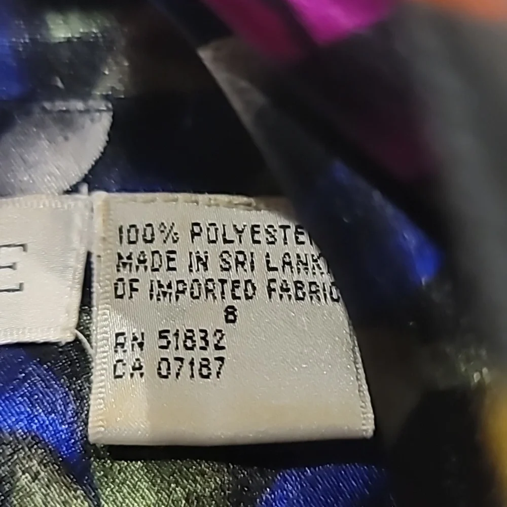 Martinique Floral Shawl Collar Pullover With Faux Button Font Gem Colors 8 - Picture 8 of 9